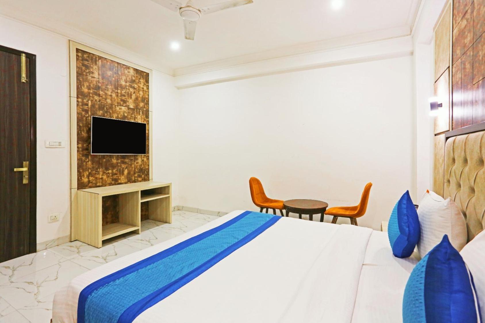 Hotel Almora Inn - Near By Delhi International Airport - With Free Airport Pickup And Drop Nueva Delhi Exterior foto