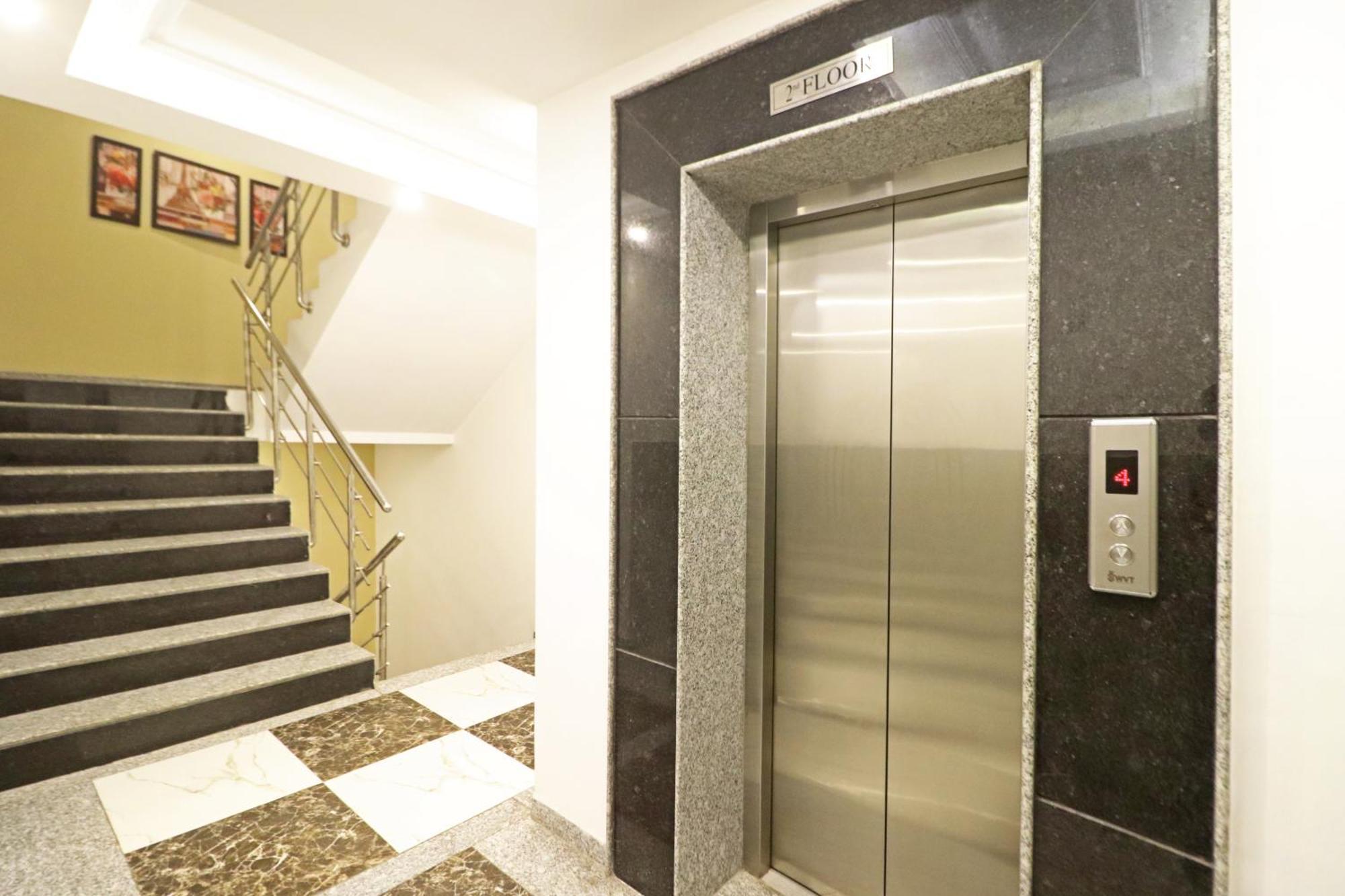 Hotel Almora Inn - Near By Delhi International Airport - With Free Airport Pickup And Drop Nueva Delhi Exterior foto