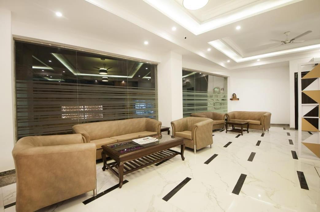 Hotel Almora Inn - Near By Delhi International Airport - With Free Airport Pickup And Drop Nueva Delhi Exterior foto